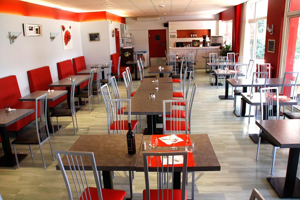 Logis Hotels - Hotel Et Restaurant Le Relais Des Garrigues Grisolles  Rom bilde